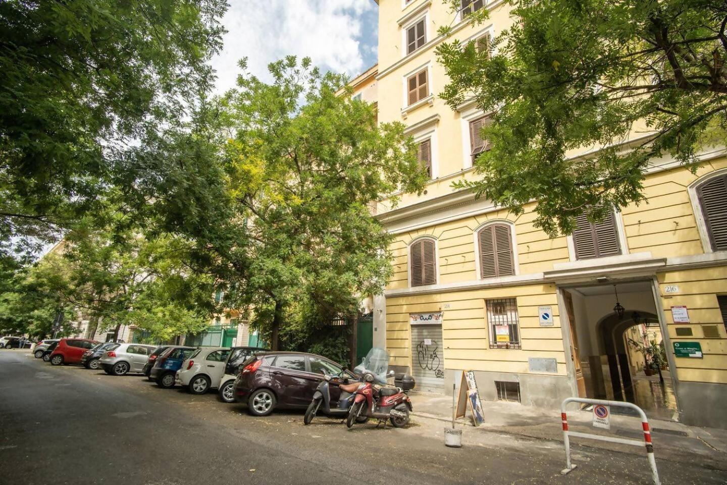 Spacious Apartment Close Vatican Rome Buitenkant foto